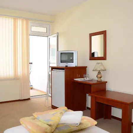 Pensiune Kirovi House - Guest 2*