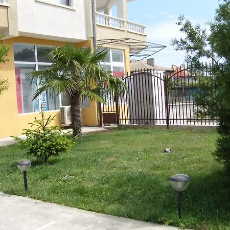 Kirovi House - Guest Țarevo