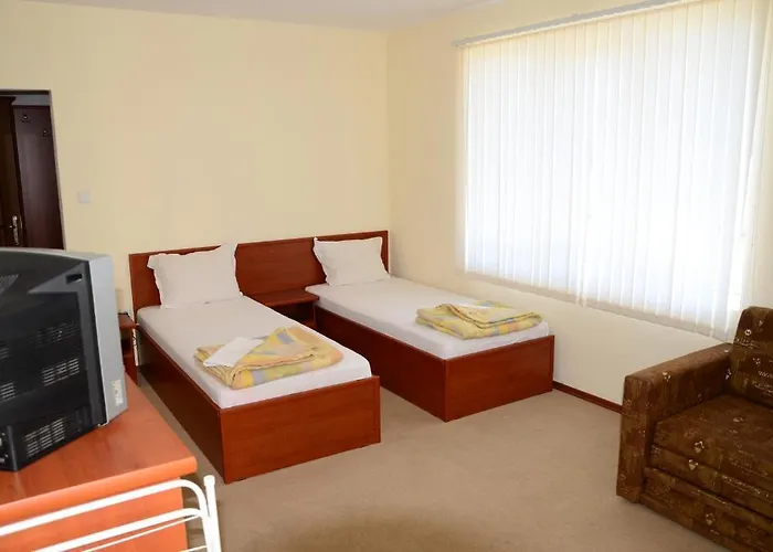 Къща за гости Kirovi House - Guest Царево