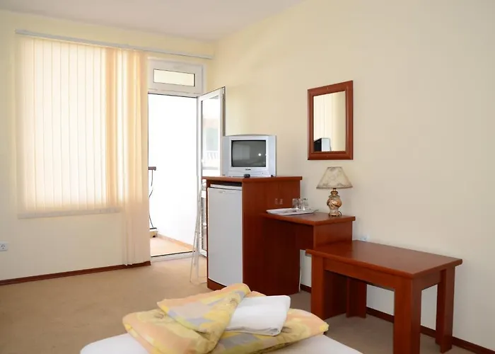 Къща за гости Kirovi House - Guest 2*