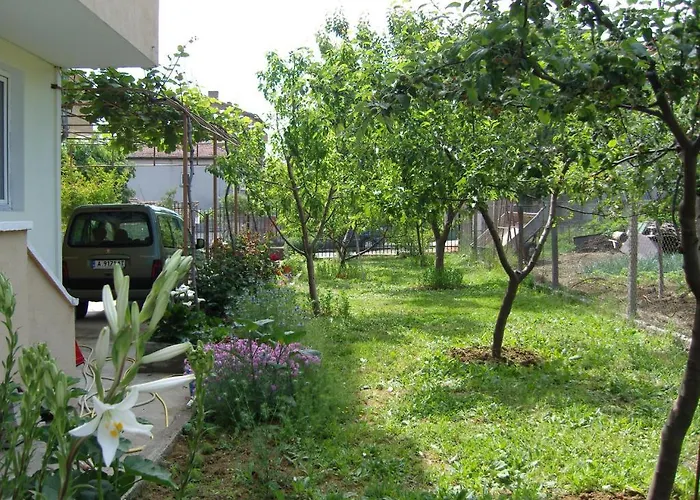 Kirovi House - Guest Царево