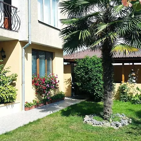 Kirovi House - Guest 2*