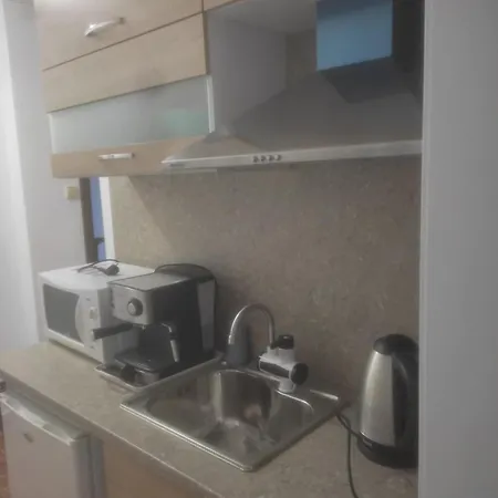 Kirovi House - Guest 2* צרבו