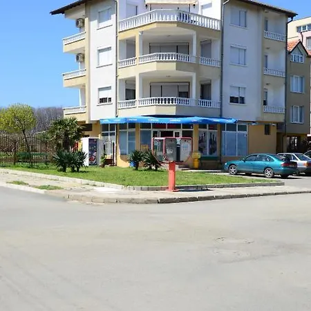 Kirovi House - Guest Tsarevo