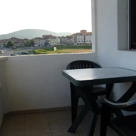 Kirovi House - Guest Guest house 2*
